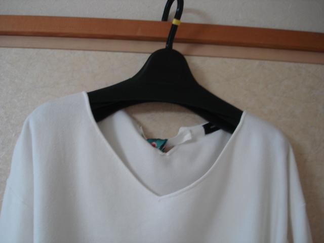 ���N�C�[���Y�R�[�g�@�h���}�������̃o�b�N�f�U�C���j�b�g���������I �� �u�����h�� 