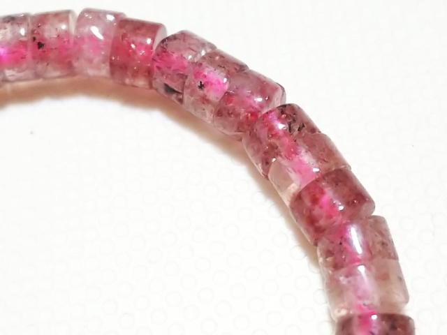 天然石★ピンクエピドート 4mmロンデル 半連 < 女性アクセサリー/時計 天然石★ピンクエピドート 4mmロンデル 半連 < 女性アクセサリー/時計の