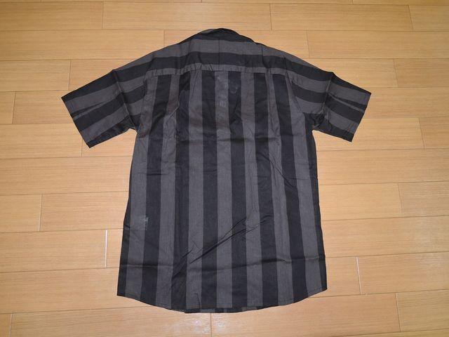 新品JOHN BULLジョンブル半袖ストライプシャツM黒系ヘンプ混麻 < ブランド  新品JOHN BULLジョンブル半袖ストライプシャツM黒系ヘンプ混麻 < ブランドの