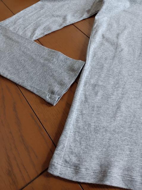 theory★シンプルVネック長袖トップス★ロンT★男女OK★バックtheoryロゴ入り★セオリー★送料無料★ < 男性ファッション  theory★シンプルVネック長袖トップス★ロンT★男女OK★バックtheoryロゴ入り★セオリー★送料無料★ < 男性ファッションの