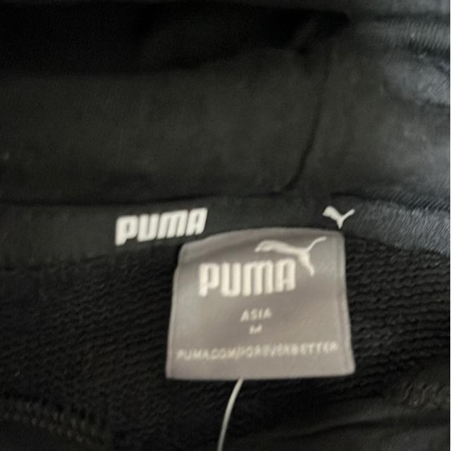 �V�i���g�p�@�v�[�}PUMA�̃p�[�J�[