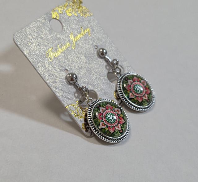 エスニックイヤリング エスニックピアス 民族系アクセサリー アジアン イヤリング変更無料 ボヘミアン < 女性アクセサリー/時計 エスニックイヤリング エスニックピアス 民族系アクセサリー アジアン イヤリング変更無料 ボヘミアン < 女性アクセサリー/時計の