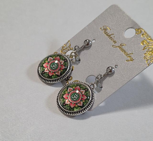 エスニックイヤリング エスニックピアス 民族系アクセサリー アジアン イヤリング変更無料 ボヘミアン < 女性アクセサリー/時計 エスニックイヤリング エスニックピアス 民族系アクセサリー アジアン イヤリング変更無料 ボヘミアン < 女性アクセサリー/時計の