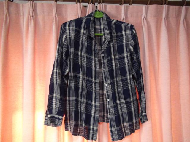 CRAYONのドレスシャツ(M) 日本製!。 < 男性ファッション  CRAYONのドレスシャツ(M) 日本製!。  < 男性ファッションの