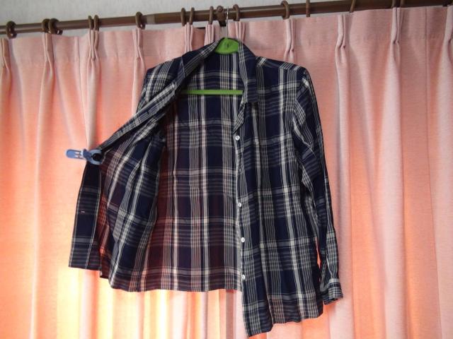 CRAYONのドレスシャツ(M) 日本製!。 < 男性ファッション  CRAYONのドレスシャツ(M) 日本製!。 < 男性ファッションの