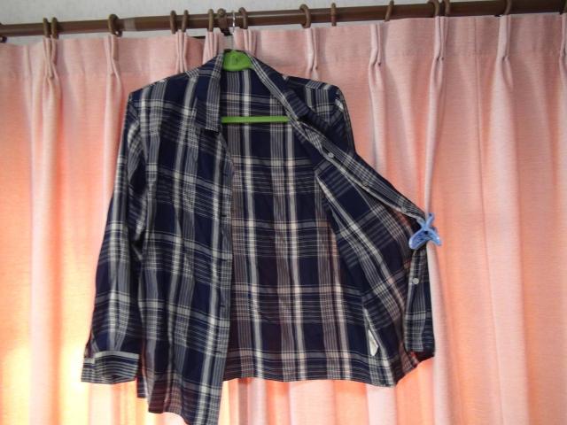 CRAYONのドレスシャツ(M) 日本製!。 < 男性ファッション  CRAYONのドレスシャツ(M) 日本製!。 < 男性ファッションの