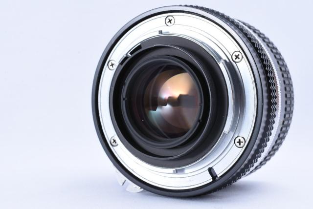 Vi Nikon MF NIKKOR 50mm f2 Non Ai Pœ_  Ɠd/AV 