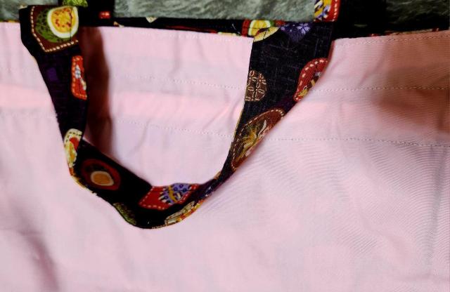 FnɂȂA؁AʕAԓX̕ВobNłBɔsNF̐nɑ傫߂̃|PbgtВobNł  ybg/|/| 