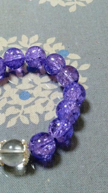 新品未使用★パープル大粒クラッシュビーズブレスレット < 女性アクセサリー/時計 新品未使用★パープル大粒クラッシュビーズブレスレット < 女性アクセサリー/時計の