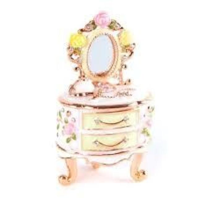 yPiearth/sBA[XzLLWG[{bNXΔ hbT[  ANZT[/v 