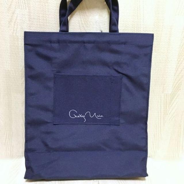 【美品】ナイロントートバッグ/ネイビー/A4サイズOK < 女性ファッション  【美品】ナイロントートバッグ/ネイビー/A4サイズOK < 女性ファッションの