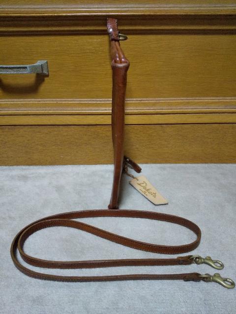 Dakota ダコタ レザー ミニショルダーバッグ ポーチ 革鞄 ユーズド加工 茶 ポーター < 男性ファッション  Dakota ダコタ レザー ミニショルダーバッグ ポーチ 革鞄 ユーズド加工 茶 ポーター < 男性ファッションの