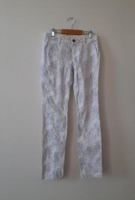 LAB DIP◆爽やかホワイトペイント柄 ストレッチ パンツ 25インチ < 女性ファッション  LAB DIP◆爽やかホワイトペイント柄 ストレッチ パンツ 25インチ  < 女性ファッションの
