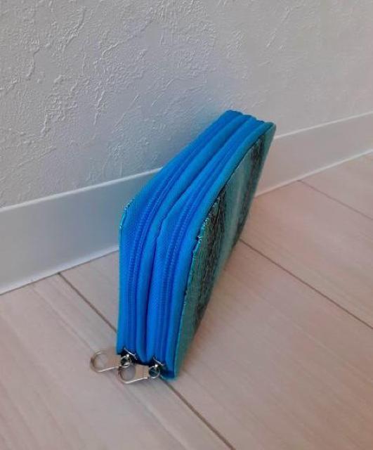 マリンブルー パイソン柄 容量たっぷり Wジップポケット 長財布 ユニセックス < 女性ファッション  マリンブルー パイソン柄 容量たっぷり Wジップポケット 長財布 ユニセックス < 女性ファッションの