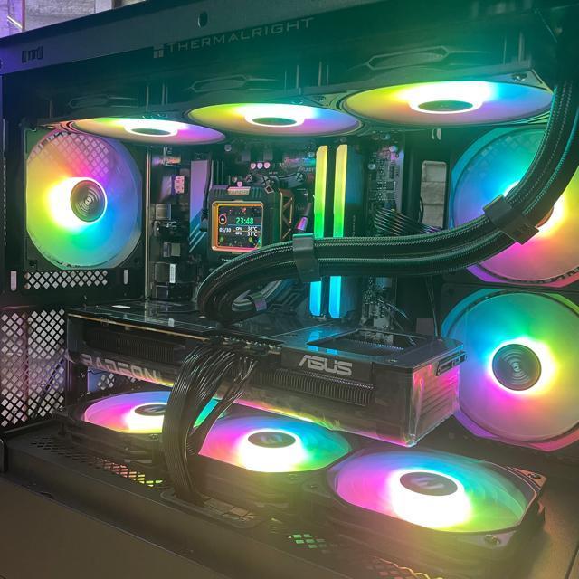 yViQ[~OPCzRyzen7 7800X3D RX9070XT 32GB SSD1TB 850W