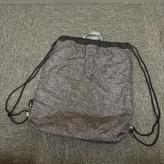 ���� NIKE �i�C�L �i�b�v�T�b�N �� �u�����h�� 