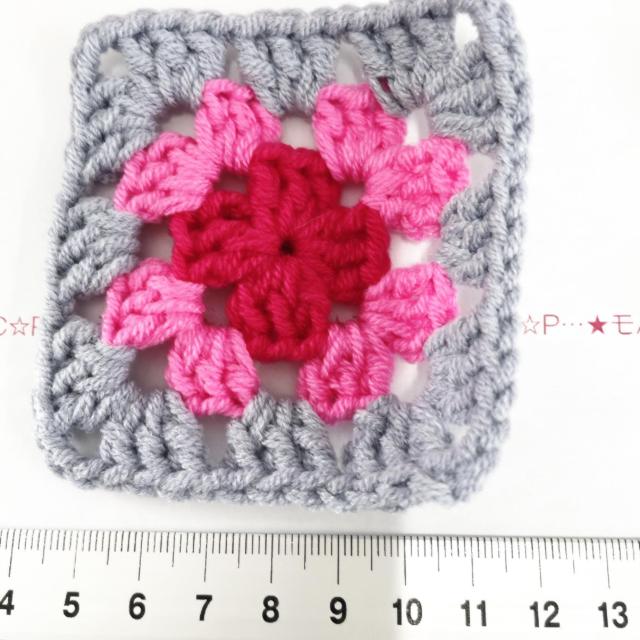 27*ハンドメイド*グラニースクエアモチーフ 17 < ペット/手芸/園芸 27*ハンドメイド*グラニースクエアモチーフ 17 < ペット/手芸/園芸の