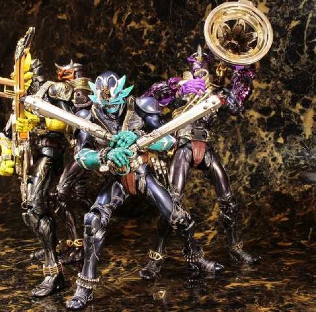 未使用 S.I.C. 関東十一鬼 〜揃う精鋭〜(仮面ライダー響鬼)  < ホビー  未使用 S.I.C. 関東十一鬼 〜揃う精鋭〜(仮面ライダー響鬼)  < ホビーの