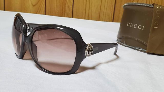 正規レア グッチ インターロッキング GGロゴ グラマラスサングラス 黒 茶 ダブルGエンブレム 付属有 アイウェア < ブランド  正規レア グッチ インターロッキング GGロゴ グラマラスサングラス 黒 茶 ダブルGエンブレム 付属有 アイウェア  < ブランドの