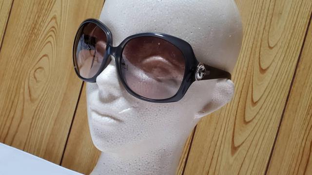 正規レア グッチ インターロッキング GGロゴ グラマラスサングラス 黒 茶 ダブルGエンブレム 付属有 アイウェア < ブランド  正規レア グッチ インターロッキング GGロゴ グラマラスサングラス 黒 茶 ダブルGエンブレム 付属有 アイウェア < ブランドの