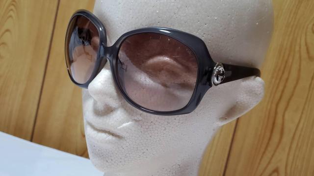 正規レア グッチ インターロッキング GGロゴ グラマラスサングラス 黒 茶 ダブルGエンブレム 付属有 アイウェア < ブランド  正規レア グッチ インターロッキング GGロゴ グラマラスサングラス 黒 茶 ダブルGエンブレム 付属有 アイウェア < ブランドの