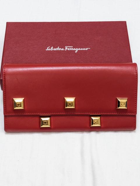 ���������@�ɔ��i�@Salvatore Ferragamo�@�K���`�[�j �X�^�b�Y�@�����z �� �u�����h�� 