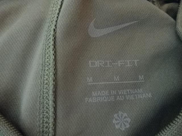ナイキ【DRI FIT】オレゴン大学ダックス アメリカ国旗ワッペン付半袖ポロUS M < ブランド  ナイキ【DRI FIT】オレゴン大学ダックス アメリカ国旗ワッペン付半袖ポロUS M < ブランドの