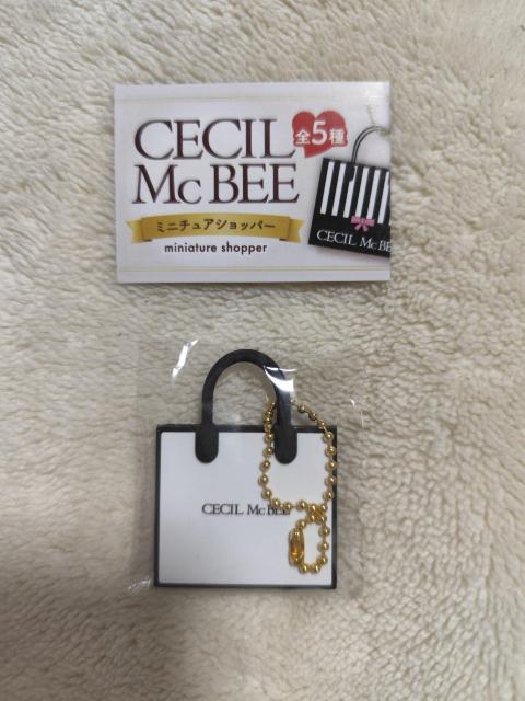 セシルマクビー CECIL McBEE ミニチュアショッパー ホワイト×ブラック < ブランド セシルマクビー CECIL McBEE ミニチュアショッパー ホワイト×ブラック < ブランドの