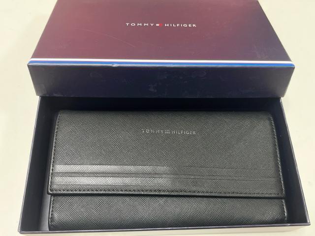 ★TOMMY HILFIGER★箱付き長財布 < ブランド  ★TOMMY HILFIGER★箱付き長財布  < ブランドの