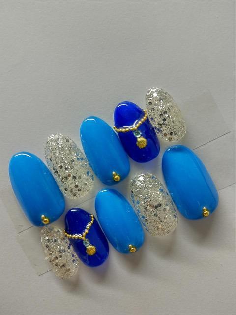 LBNYLA☆レギュラーオーバル♪ ブルー、ロイヤルブルー、シルバーホロラメ < 香水/コスメ/ネイル LBNYLA☆レギュラーオーバル♪ ブルー、ロイヤルブルー、シルバーホロラメ < 香水/コスメ/ネイルの