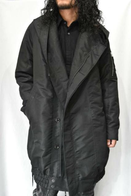 Vi KMRii P Hooded Monolith Coat 1  uh 