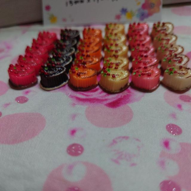木の実乗せハートLoveロゴデコレーションケーキ6色30個 < 香水/コスメ/ネイル  木の実乗せハートLoveロゴデコレーションケーキ6色30個 < 香水/コスメ/ネイルの