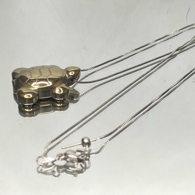 《No.T270》天然石パイライト 高品質 亀 ペンダントトップ ピンチェーン付き < 女性アクセサリー/時計  《No.T270》天然石パイライト 高品質 亀 ペンダントトップ ピンチェーン付き < 女性アクセサリー/時計の