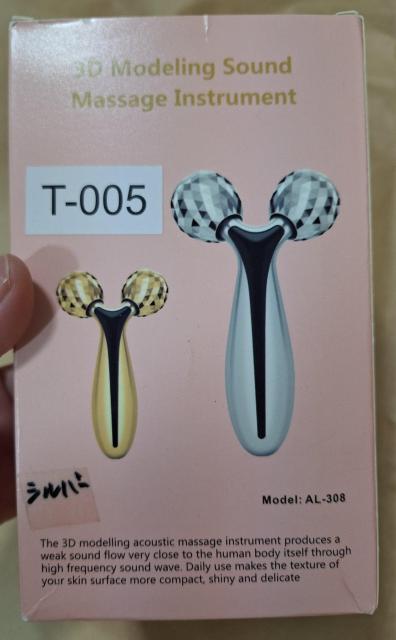 No.7 新品★「美顔ローラー」シルバー=箱スレ有り格安 < 家電/AV  No.7 新品★「美顔ローラー」シルバー=箱スレ有り格安 < 家電/AVの