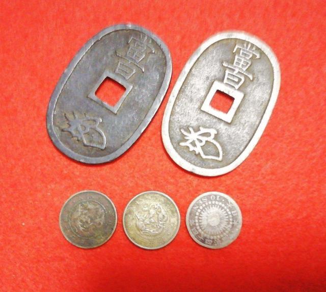 古銭まとめて100枚超 銀貨入り 天保通宝・寛永通宝・銅貨等々 < ホビー 古銭まとめて100枚超 銀貨入り 天保通宝・寛永通宝・銅貨等々 < ホビーの