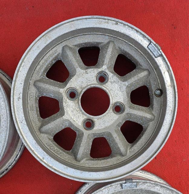 希少当時物★BRIDGESTONE ZONA SPOKE 6☆ 13インチ5.5J+20 4穴PCD114.3ハブ径72mm ホイ < 自動車/バイク 希少当時物★BRIDGESTONE ZONA SPOKE 6☆ 13インチ5.5J+20 4穴PCD114.3ハブ径72mm ホイ < 自動車/バイク