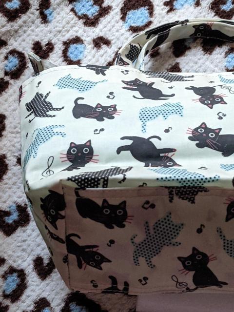 ノアファミリー 音たまトートバッグ にゃんこ 猫 < 女性ファッション ノアファミリー 音たまトートバッグ にゃんこ 猫 < 女性ファッションの