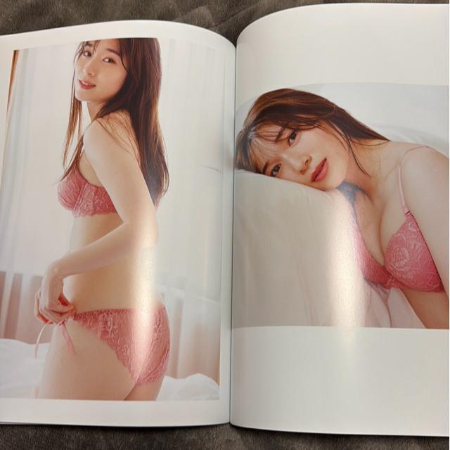 タンス整理品 書籍 おまとめOK 送料込み 櫻坂46 守屋麗奈さん写真集 < タレントグッズ タンス整理品 書籍 おまとめOK 送料込み 櫻坂46 守屋麗奈さん写真集 < タレントグッズの