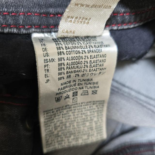 DIESEL�@�f�B�[�[���@�O���[ �X�g���[�g�f�j���p���c�@28 �� �u�����h�� 