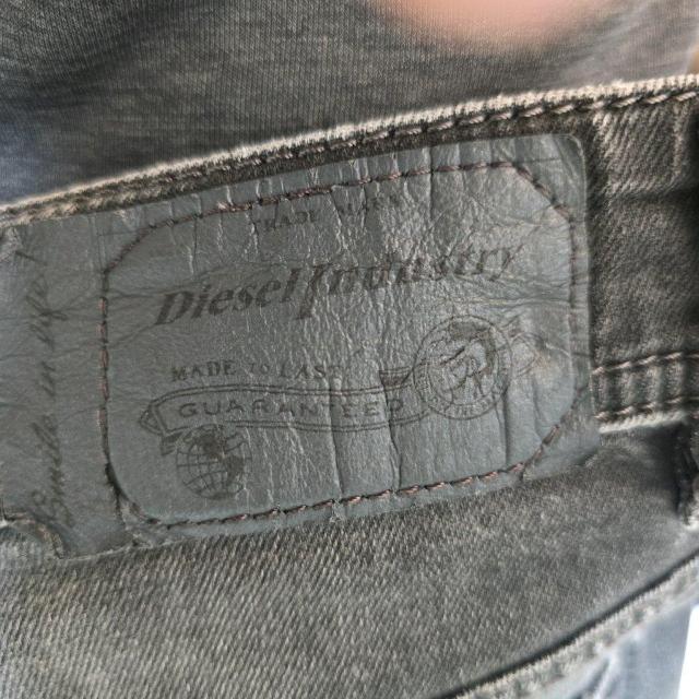 DIESEL�@�f�B�[�[���@�O���[ �X�g���[�g�f�j���p���c�@28 �� �u�����h�� 