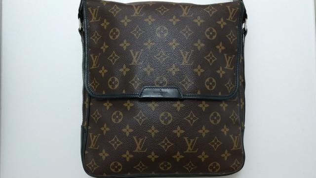 美品LOUISVUITTONルイヴィトンモノグラム柄マカサー肩掛け斜め掛けショルダーバッグ < ブランド 美品LOUISVUITTONルイヴィトンモノグラム柄マカサー肩掛け斜め掛けショルダーバッグ < ブランドの