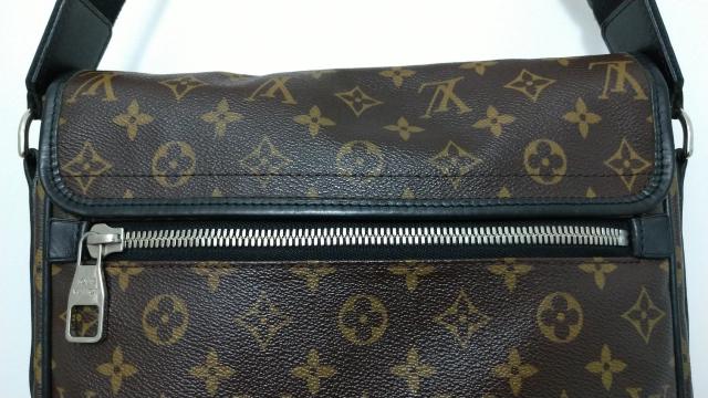 美品LOUISVUITTONルイヴィトンモノグラム柄マカサー肩掛け斜め掛けショルダーバッグ < ブランド 美品LOUISVUITTONルイヴィトンモノグラム柄マカサー肩掛け斜め掛けショルダーバッグ < ブランドの