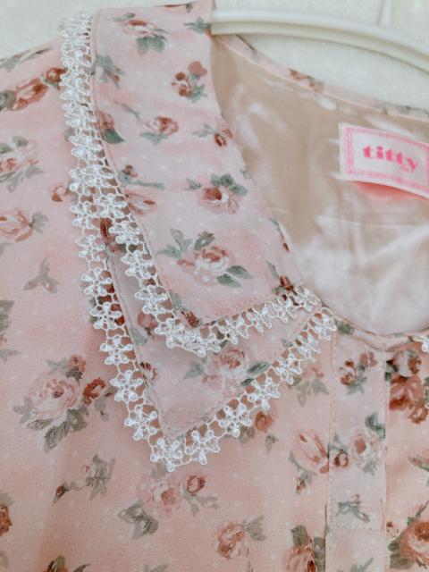 titty&co  ԕ  ݕt s[X L N2m