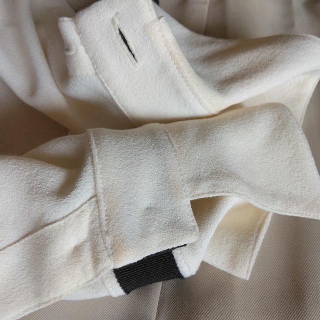 本物正規品☆美品☆シャネル☆バイカラーノースリブラウス < ブランド  本物正規品☆美品☆シャネル☆バイカラーノースリブラウス < ブランドの