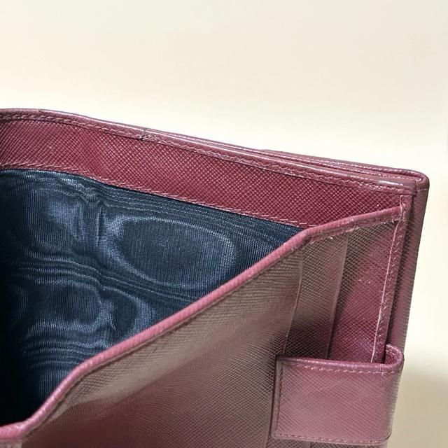 PRADA プラダ サフィアーノ 二つ折り 財布 三角プレート 箱 商品カード付き < ブランド PRADA プラダ サフィアーノ 二つ折り 財布 三角プレート 箱 商品カード付き < ブランドの