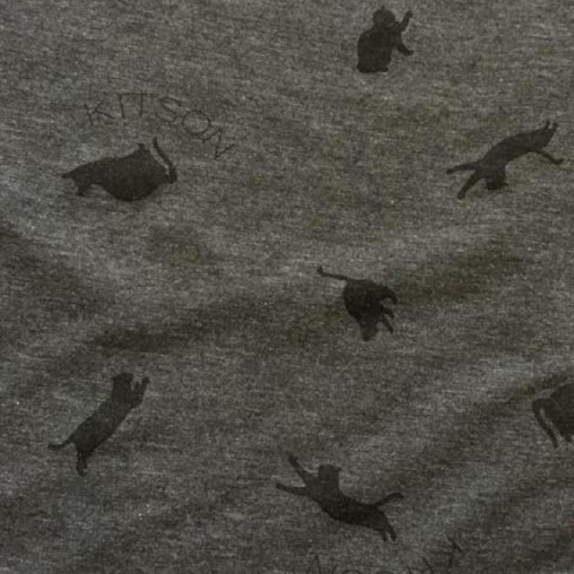 大きいサイズ・kitson L.A.黒猫柄ドルマン袖カットソー < ブランド  大きいサイズ・kitson L.A.黒猫柄ドルマン袖カットソー < ブランドの