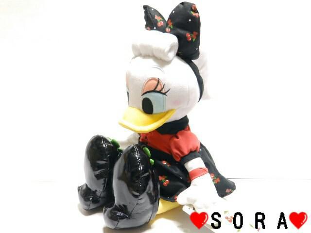 【ディズニーストア購入】2022年♪デイジー OUTDOOR PRODUCTS共同企画 ぬいぐるみ < おもちゃ  【ディズニーストア購入】2022年♪デイジー OUTDOOR PRODUCTS共同企画 ぬいぐるみ < おもちゃの