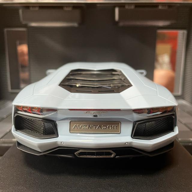 未展示品 MRコレクション1/18 ランボルギーニ アヴェンタドールLP700 ライトブルー < ホビー  未展示品 MRコレクション1/18 ランボルギーニ アヴェンタドールLP700 ライトブルー < ホビーの
