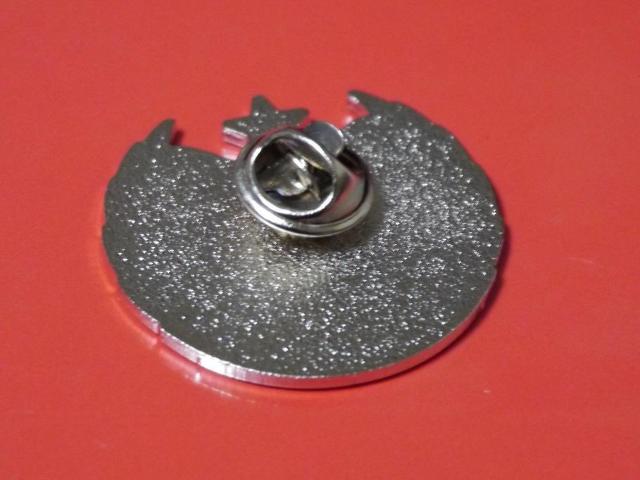 新品 ジミー・ペイジ&ザ・ブラック・クロウズ ピンブローチ ピンバッジ ピンズ < 男性アクセサリー/時計  新品 ジミー・ペイジ&ザ・ブラック・クロウズ ピンブローチ ピンバッジ ピンズ < 男性アクセサリー/時計の