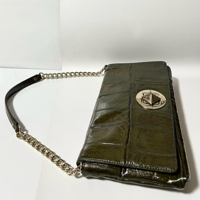 美品 kate spade ケイトスペード クロコダイル型押し パテントレザー ショルダーバッグ < ブランド 美品 kate spade ケイトスペード クロコダイル型押し パテントレザー ショルダーバッグ < ブランドの